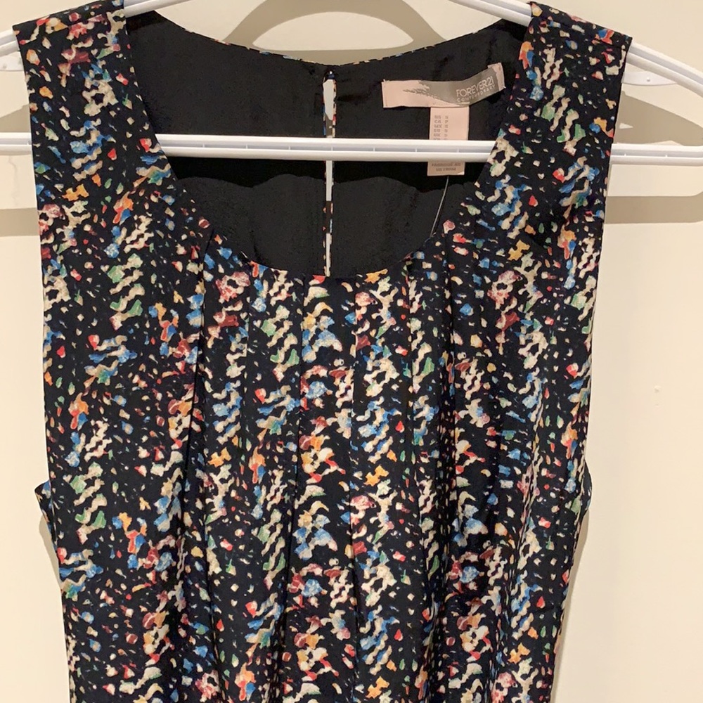 NWT. Forever 21 dress - Picture 6 of 6